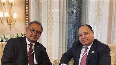 وزير المالية: حجم المحفظة الاستثمارية للبنك الآسيوي فى مصر تجاوزت مليار دولار 