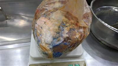 ضبط لحوم فاسدة وتحرير محاضر لمنشآت غير ملتزمة بالمعايير الصحية في الجيزة