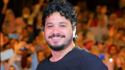 الليلة.. مصطفى حجاج يحيي حفلًا غنائيًا على مسرح المحكي