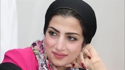 أستاذ إعلام توضح كيف يتم استخدام الذكاء الاصطناعي في نشر الشائعات (فيديو)