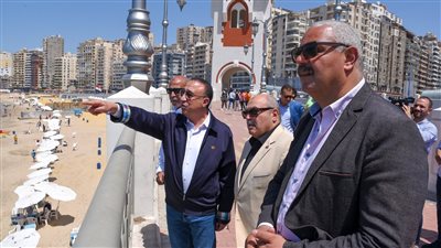 محافظ الإسكندرية يتفقد شواطئ القطاع الشرقي والممشى السياحي بنفق وكباري السادات