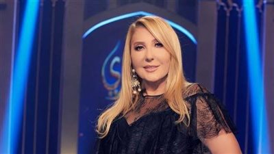 نادية الجندي تشعل 