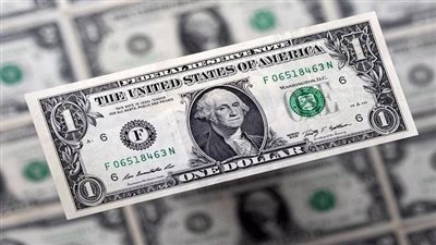 قبل اجتماع البنك المركزي.. تعرف على سعر الدولار في البنوك المصرية