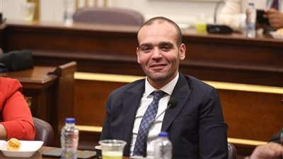 نائب يطالب بخطة ترويجية لقرارات 