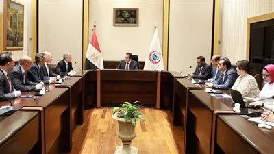 وزير الصحة يشهد توقيع مذكرة تفاهم مع شركة