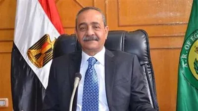 محافظة الإسماعيلية تشن حملة مكبرة بحي ثان لرفع التعديات وغلق المنشآت المخالفة