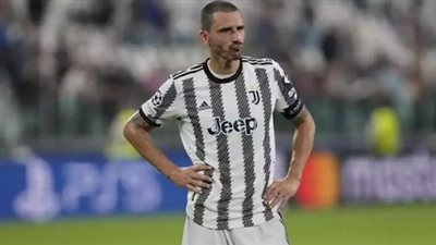 عاجل.. بونوتشي يحدد موعد اعتزاله كرة القدم