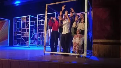  إقبال كبير على عرض 