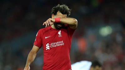 سرقة علانية.. جمهور ليفربول يساند محمد صلاح ضد رابطة الدوري الإنجليزي