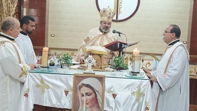 مطران سوهاج يترأس اليوم الروحي لجنود مريم بالإيبارشية