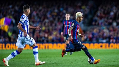 برشلونة يسقط أمام ريال سوسييداد في الدوري الإسباني 