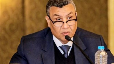 مصطفى سالم لـ مساعد وزير الصحة للمشروعات: ما يحدث في مستشفى طما سبة 