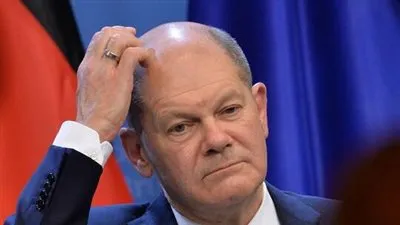 شولتس يهاجم نشطاء المناخ ويصفهم بالمجانين