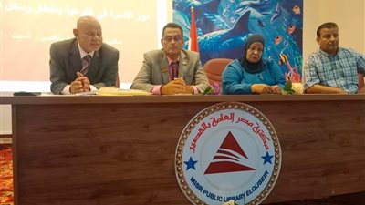 ثقافة القصير تناقش دور الأسرة في التوعية بأخطار التواصل الإجتماعي 