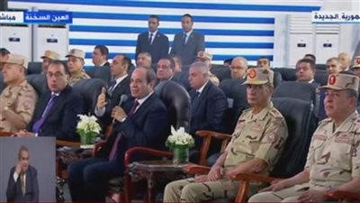 السيسي يعلن دعمه للعاملين بـ قطاع البترول: 