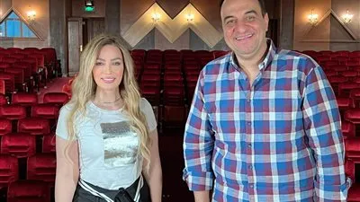 أبطال المسرحية الكوميدية 