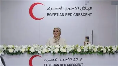 عاجل.. انتصار السيسي عن زيارتها للهلال الأحمر: 