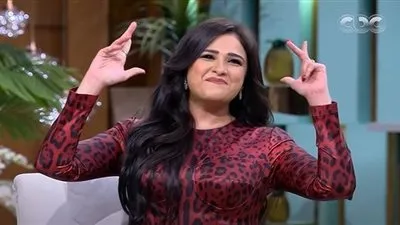 ياسمين عبدالعزيز تثير الجدل وتتصدر تريند جوجل (اعرف السبب)