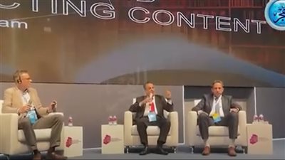 أسامة إمام يكشف عن تفاصيل نشأة الذكاء الاصطناعي (فيديو)