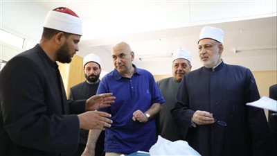وكيل الأزهرورئيس المعاهد الأزهرية يتفقدان كنترول ومركز تصحيح الشهادة الابتدائية 