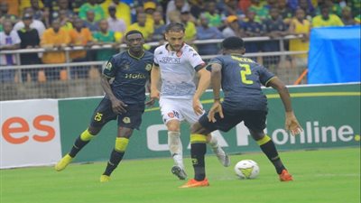 إتحاد الجزائر يهزم يانج أفريكانز في ذهاب نهائي كأس الكونفدرالية الأفريقية ويقترب من حصد اللقب