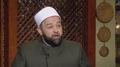 أحد علماء الأزهر: عمل الزوجة حلال.. وهذه المواصفات (فيديو)