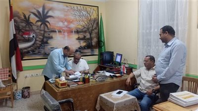 وكيل تعليم الدقهلية يتفقد أعمال التقدير لأوراق الإجابة للشهادة الاعدادية 