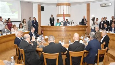 أحد الحاصلين على جائزة الدولة: 