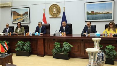 مباحثات بين مصر والصين لبحث تعزيز أوجه التعاون على المستوى السياحي والأثري