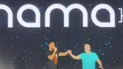 ماذا قال حماقي عن شريف منير أثناء تواجده في حفل جدة؟ 