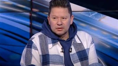 رضا عبدالعال يهاجم التحكيم بسبب عدم طرد لاعب الأهلي