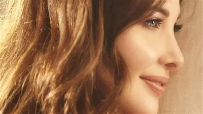 بالفسفوري.. نانسي عجرم تخطف الأنظار في أحدث ظهور 