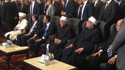 بحضور شيخ الأزهر وعدد من الوزراء.. افتتاح جامع الظاهر بيبرس 
