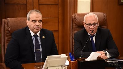 محافظ بورسعيد يستقبل رئيس الهيئة العامة لتعاونيات البناء