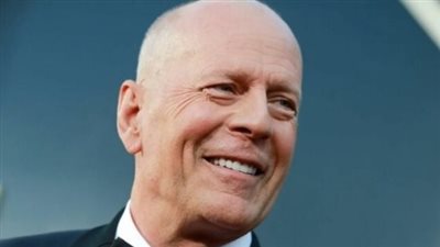 بروس ويليس في ظهور علني مفاجئ.. فما السبب؟ 