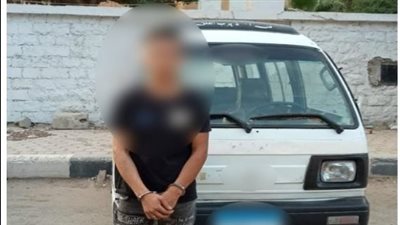 ضبط أحد الأشخاص بالقاهرة لسرقته سيارة من داخل جراج.. وإعادة السيارة