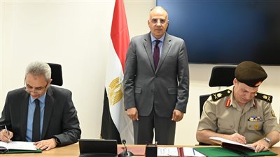 وزير الري يشهد توقيع بروتوكول تعاون بين هيئة المساحة وإدارة المساحة العسكرية