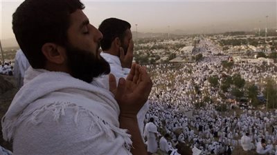 أسعار باقات الحج من وزارة الحج والعمرة وكيفية التسجيل من تطبيق نسك