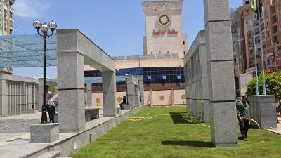 محافظ الدقهلية يكلف رئيس شرق المنصورة بإنهاء زراعة وتنجيل كافة الحدائق والجزر استعدادًا للعيد