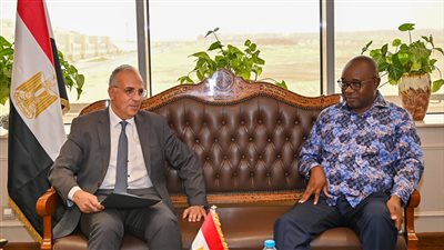 وزير الري يستقبل نظيره الزيمبابوي لبحث التعاون بين البلدين