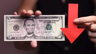 سعر الدولار اليوم السبت 17 يونيو.. الجنيه يواصل التحسن بالأسواق 