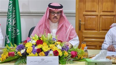 محافظ الجبيل يطلع على مشاريع تحسين شبكات المياه