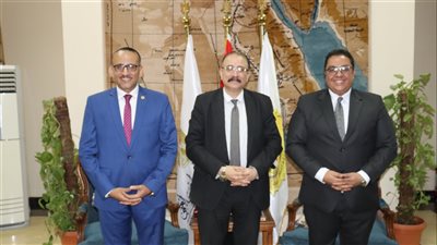 مدير معهد إعداد القادة يستقبل مدير الأكاديمية الوطنية لمكافحة الفساد