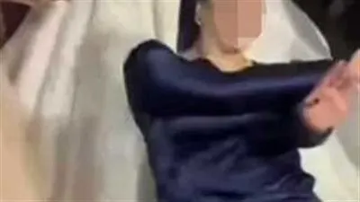 شاهد.. تفاصيل جديدة عن حال سيدة الفستان الأزرق