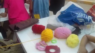 إكسسوارات الحلي وتدوير الخيوط في ورش لقصور الثقافة بالإسكان البديل بأهالينا