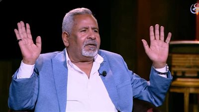 الريجسير ابراهيم عمران: 'مرة بكيت من قلة الشغل.. وبنصح الشباب اللي بتحب التمثيل بشغلانة تانية'