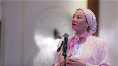 وزيرة البيئة تعلن تكرار تجربة المدينة الخضراء بالغردقة 