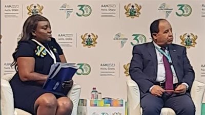 مصر تسلم غانا رئاسة 