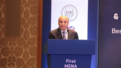 وزيرا العدل والتخطيط يطلقان إشارة بدء تشغيل سيارات توثيق متنقلة بالإسكندرية ومطروح