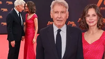 هاريسون فورد يحتفل بعرض 